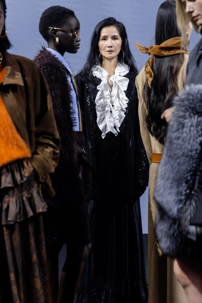 KAXIWEN佧茜文2025冬季大秀-「她世界 · 她力量」 